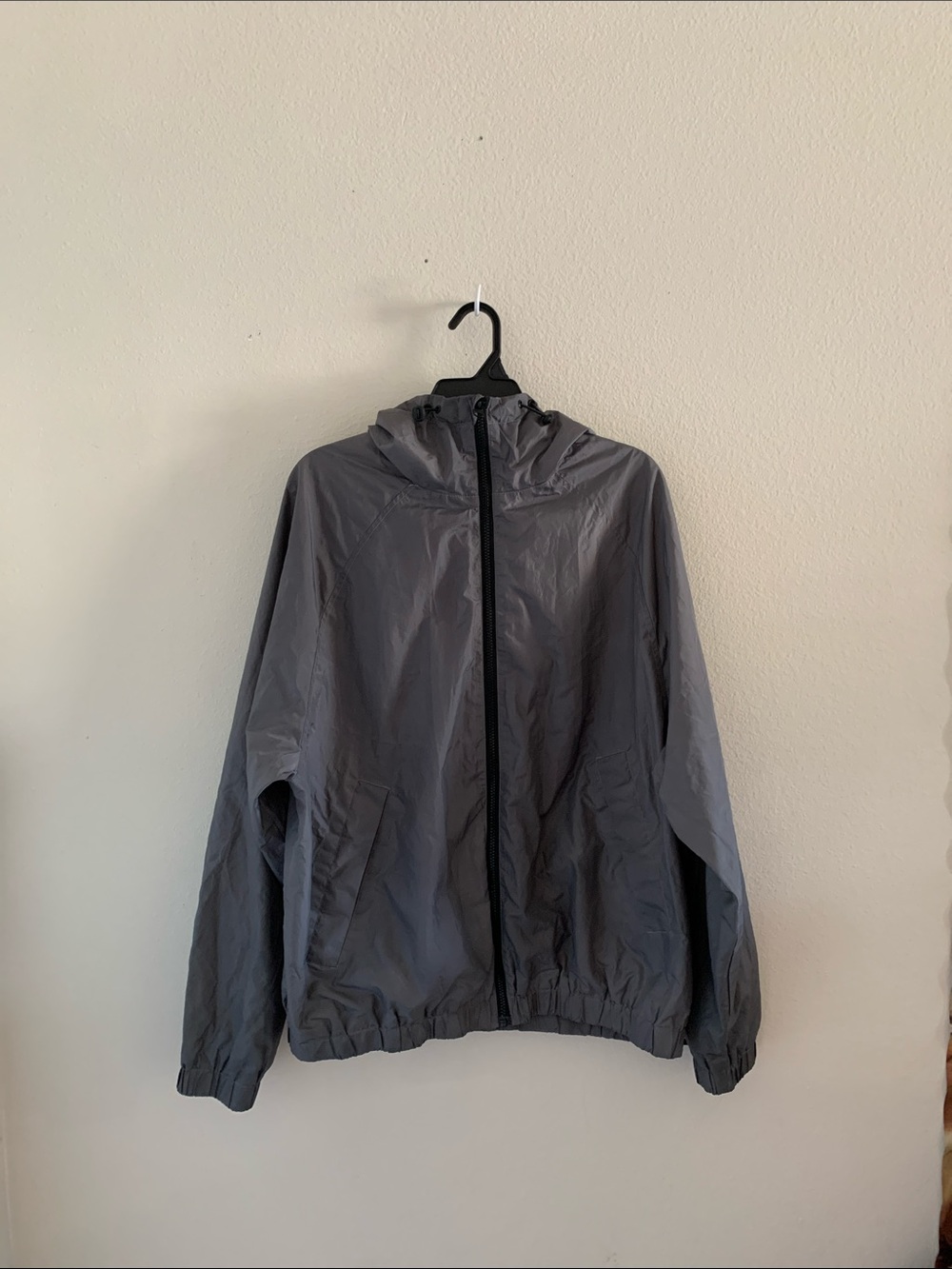 H&M Windbreaker with Hood Full Front Zipper   And front pockets